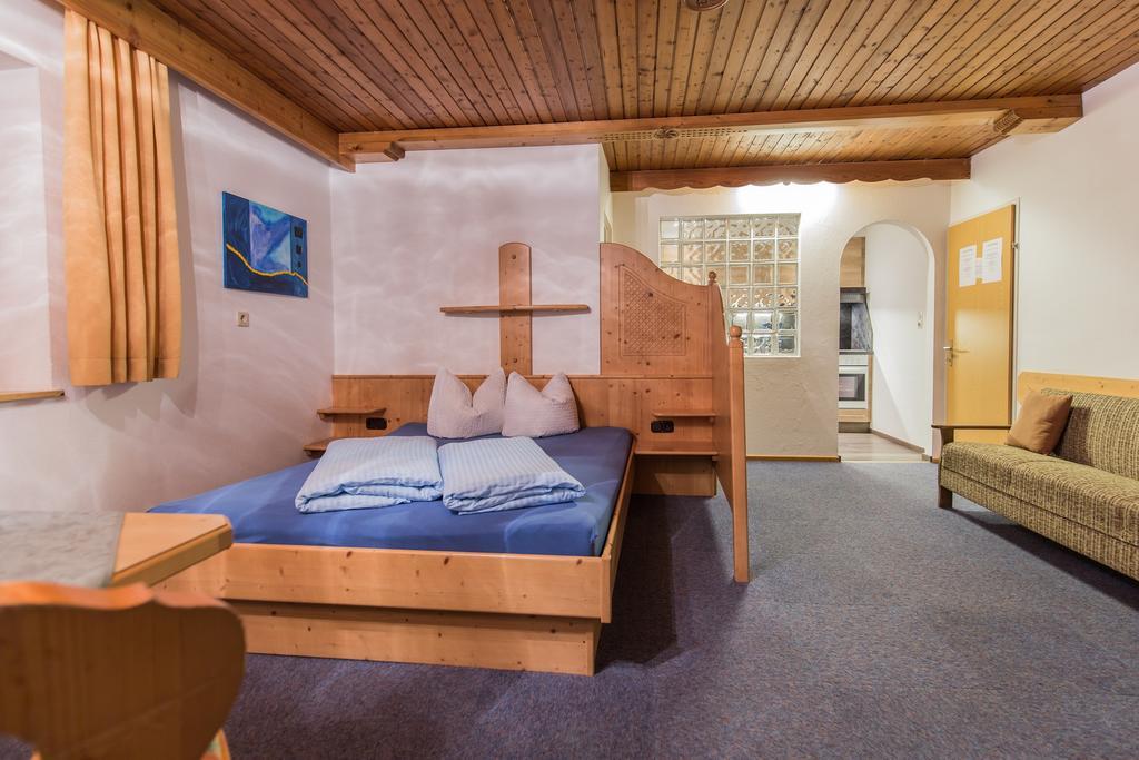 Apartament Haus Waldesruh Neustift im Stubaital Zewnętrze zdjęcie
